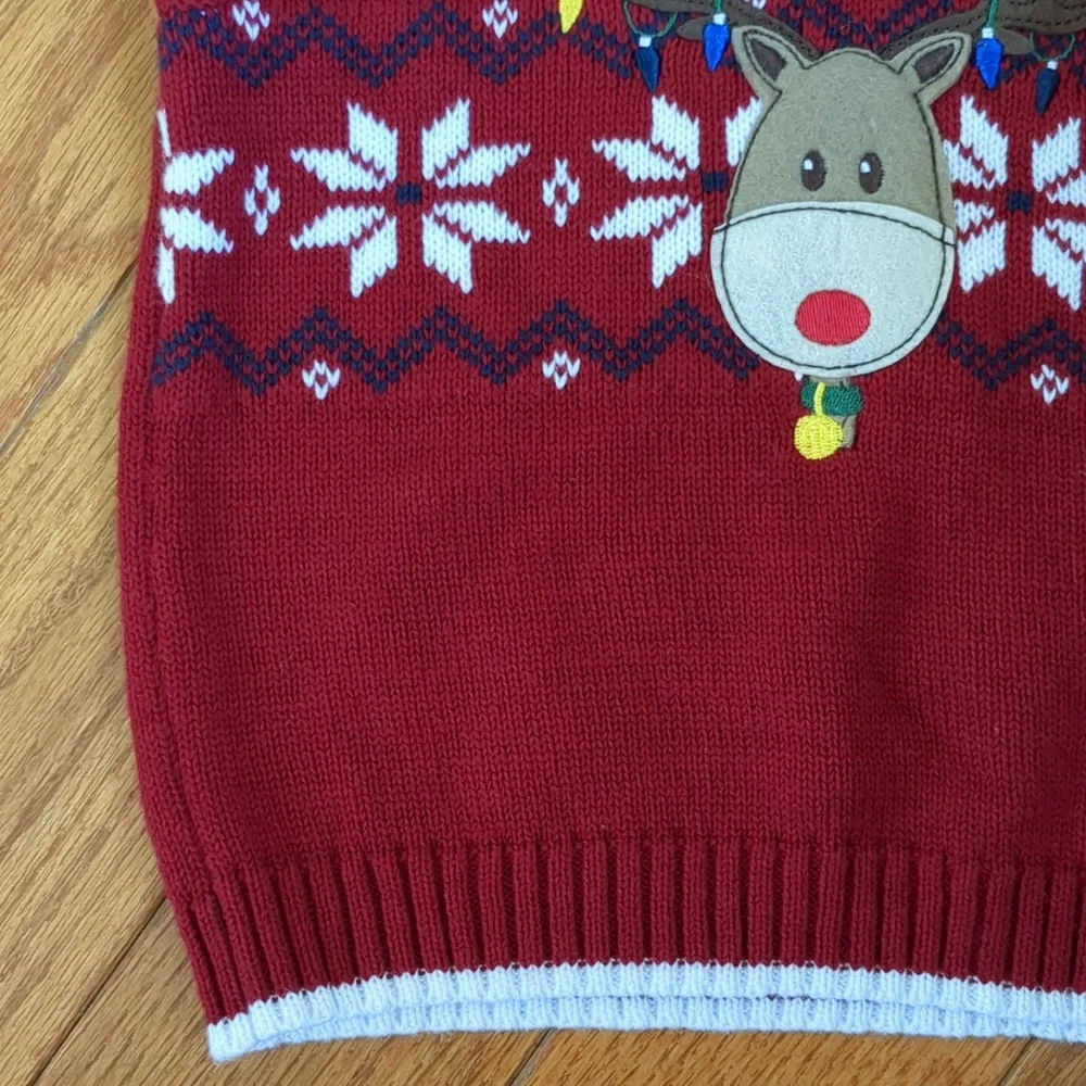 18M Izod Christmas Reindeer Red Sweater Vest Holiday Animal Lights Soft
